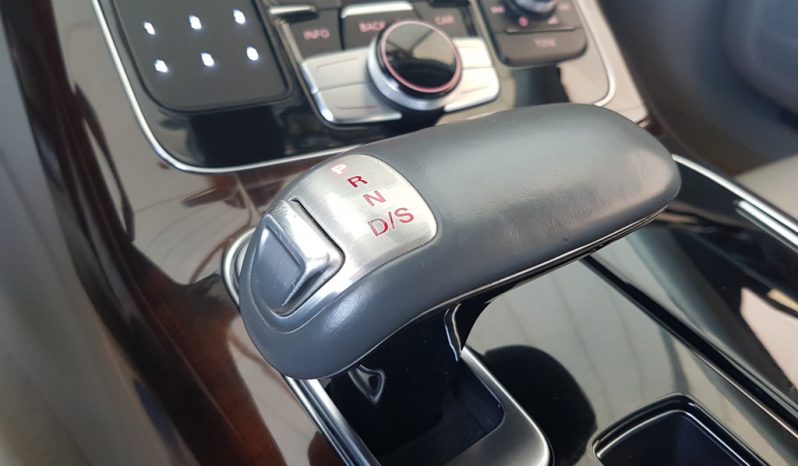 Audi A8 3.0 TDI 262cv Ultra Quattro Tiptronic pieno