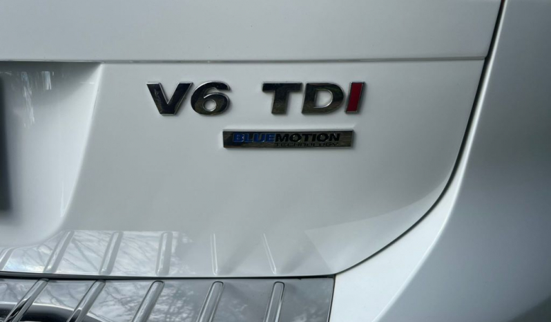 
								VOLKSWAGEN TOUAREG V6 TDI QUATTRO R-LINE 245cv PANORAMIC full									